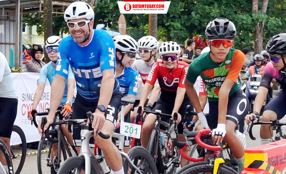 Peserta event OCBC National Championships - Singapore di terminal Simpang Lagoi Bintan
